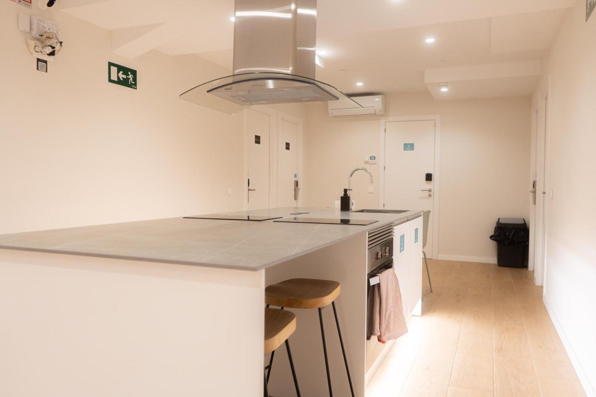 I'M Room Suites Nuevos Ministerios - Bernabeu 'Digital Access' Madrid Luaran gambar